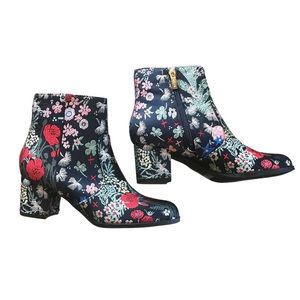 Unisa ankle boots 💕 final sale